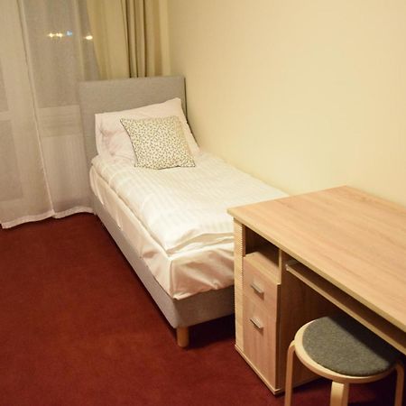 Botanik Hostel Познань Екстер'єр фото