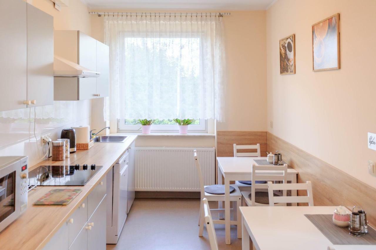 Botanik Hostel Познань Екстер'єр фото