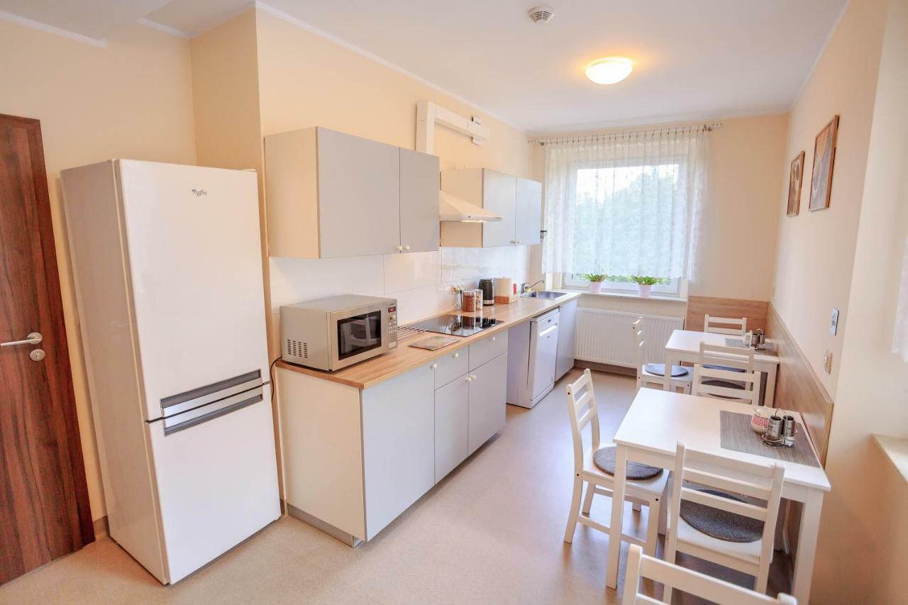 Botanik Hostel Познань Екстер'єр фото